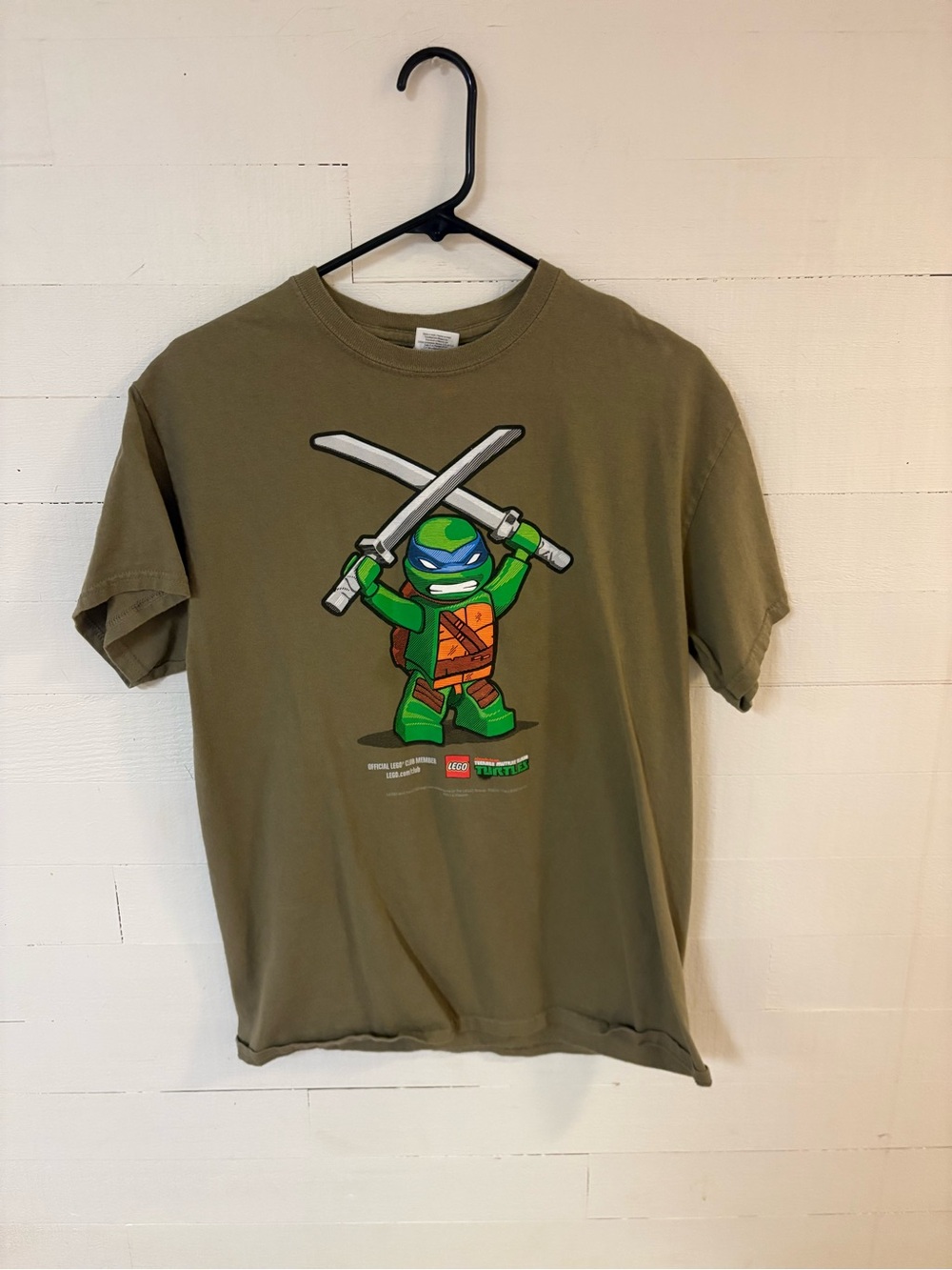 LEGO Teenage Mutant Ninja Turtles Leonardo Graphic T-Shirt Olive Green M
